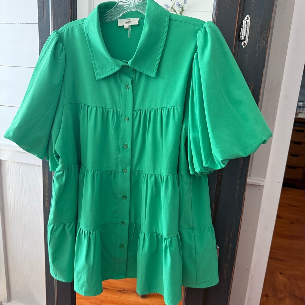 Entro Vibrant Kelly Green Collared Top
